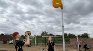 Wellbeing event korfball playing